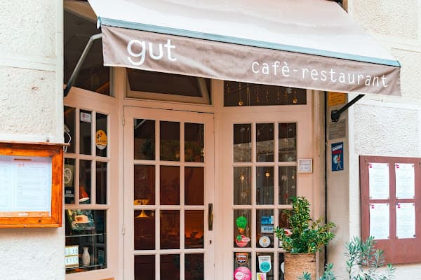 Restaurant gut