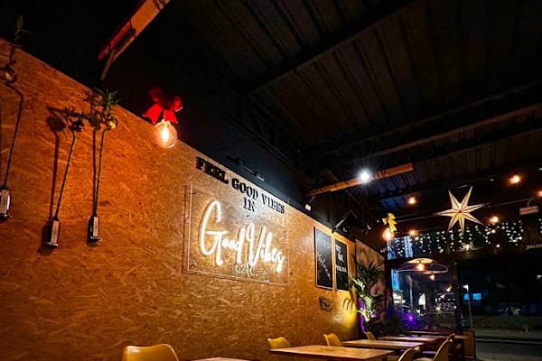 Good Vibes - cocktail bar and restaurant — gluten-free restaurant in Maspalomas
