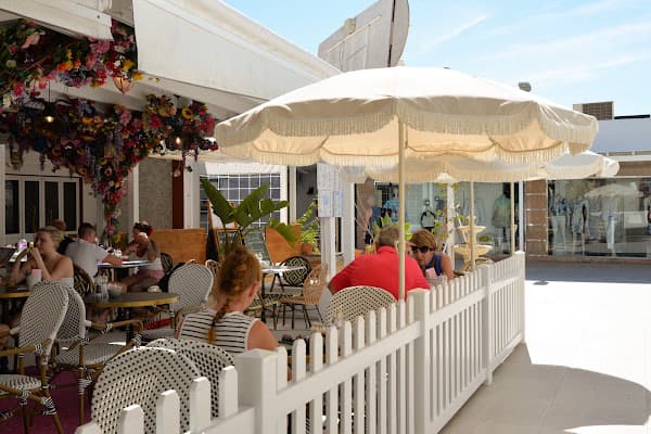 Kalma café and brunch - Avenida - Brunch y cafetería en Lanzarote — gluten-free restaurant in Puerto del Carmen