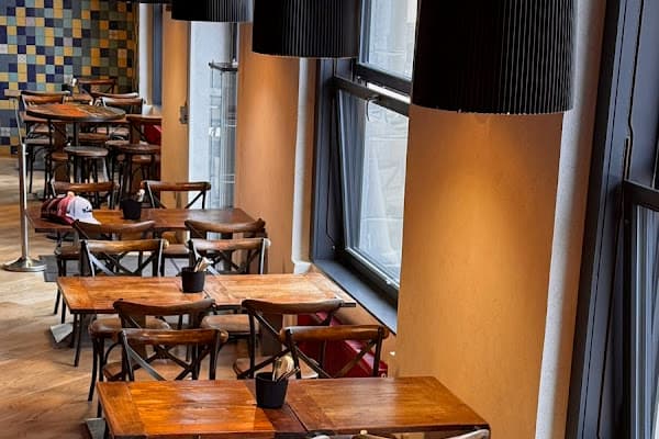 Black Dog — gluten-free restaurant in Prague