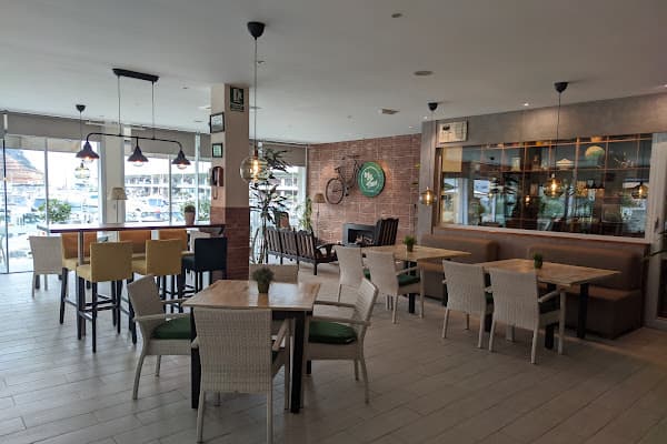 My True Hamburgueseria i Vegà — gluten-free restaurant in Santa Ponsa