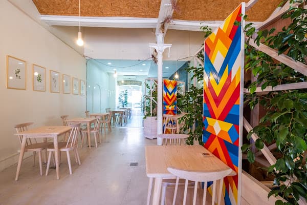 Therapist LxFactory — gluten-free restaurant in Lisbon
