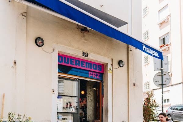 PENTAGON - Specialty coffee / Vegetarian food / Natural wine / Affordable art — gluten-free restaurant in Lisbon