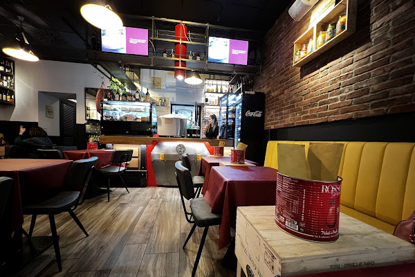 Rosso Vivo Musei Vaticani - Pizza Bio di Grani Toscani, anche Gluten-Free — gluten-free in Rome